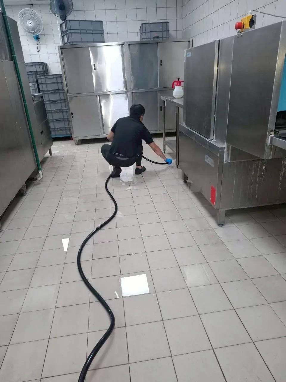 星級飯店、餐廳、會所廚房清潔維護作業｜現場照片 3